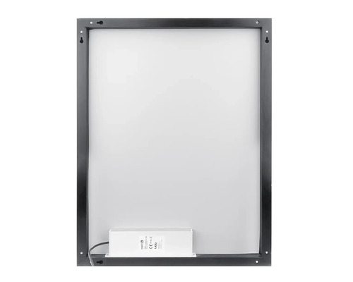 Pohľad zozadu na obdĺžnikové zrkadlo s kovovým rámom a LED driverom