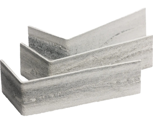 Tri rohové dlaždice z kameniny