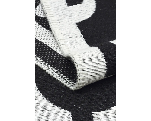 Detail vzorovanej textilnej deky