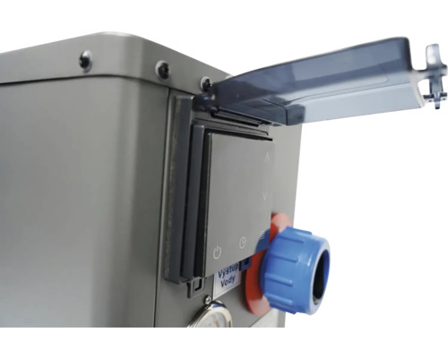 Detail tepelného čerpadla s ovládacím panelom