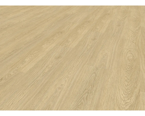 Položená svetlá laminátová podlaha s dreveným vzhľadom