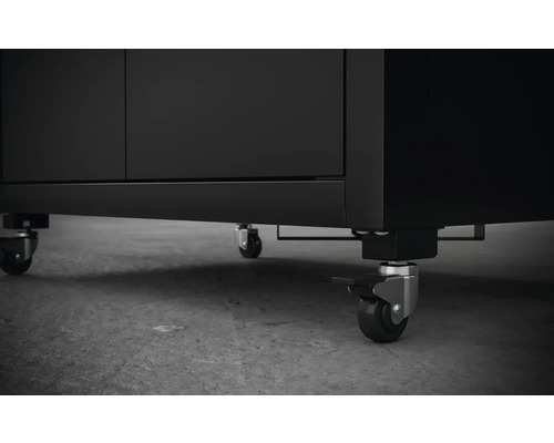 Kolieska pod skriňou pre ľahší pohyb