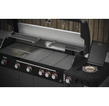 Plynový gril s grilovacími roštami, ohrievacím roštom, bočným horákom a ovládacími gombíkmi