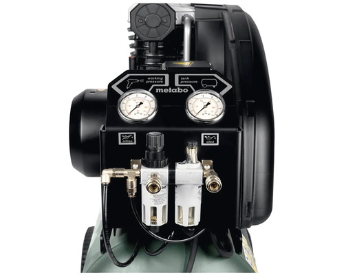 Detailný pohľad na kompresor Metabo s ukazovateľmi tlaku a filtrami