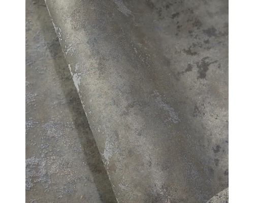 Detail šedej tapety so štruktúrovaným povrchom