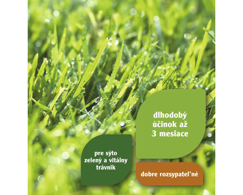 Detailný záber trávy s kvapkami rosy a poznámkami o vlastnostiach hnojív