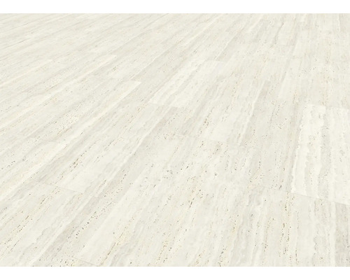 Vinylová podlaha Senso 4.2 Travertin Ivory Položená vinylová podlaha so vzhľadom kameňa