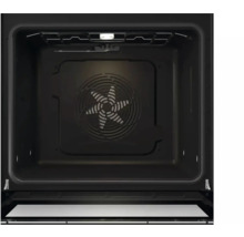 Vnútorný pohľad na rúru s ventilátorom