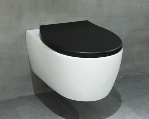Závesné hlbokosplachovacie WC s čiernym záchodovým sedadlom
