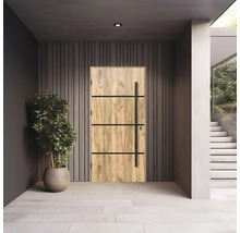 Drevené vchodové dvere s čiernou kľučkou vo vstupnej hale