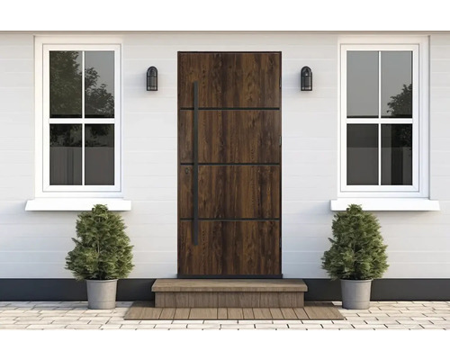 Vstupný priestor s drevenými vchodovými dverami, bielymi oknami a rastlinami v kvetináčoch