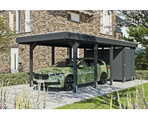 Prístrešok na auto SKAN HOLZ Friesland-Hybrid vr. úložného priestoru, hliník, kotvy na stĺpiky, 314 x 708 cm, antracit Drevený prístrešok pre auto s kôlňou na náradie a zaparkovaným autom pred ním.