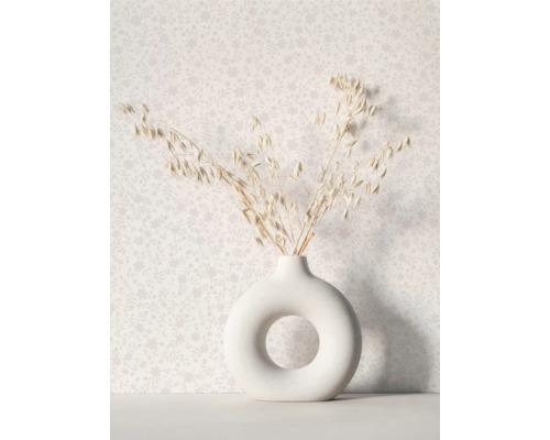 Dekoratívne sušené kvety v okrúhlej váze