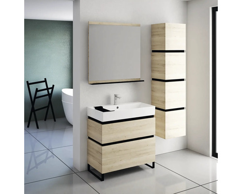 Moderná kúpeľňová zostava s umývadlom, zrkadlom a vysokou skriňou vo svetlom drevenom prevedení.