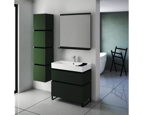 Moderná kúpeľňa s umývadlovou skrinkou, zrkadlovou skrinkou a vysokou skrinkou