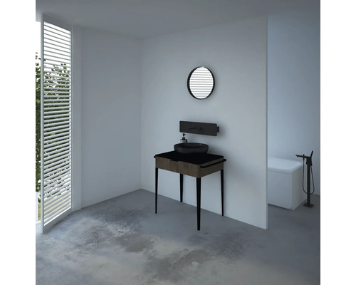 Kúpeľňa s umývadlom, zrkadlom, umývadlovou misou, batériou a vaňou