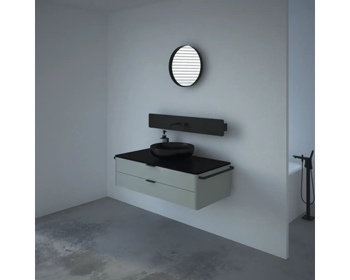 Kúpeľňa s umývadlom, umývadlovou misou, zrkadlom a batériou