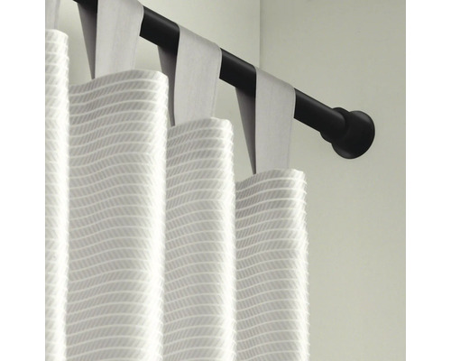 Záclonová tyč so záclonou