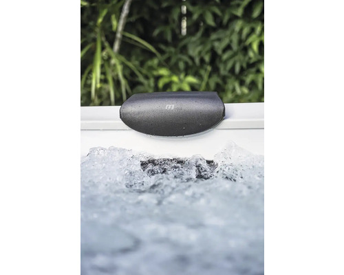 Detail vírivky s krytom