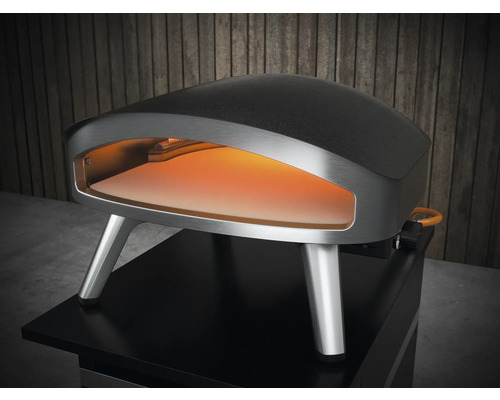 Pizza pec s plynovou prípojkou na stole