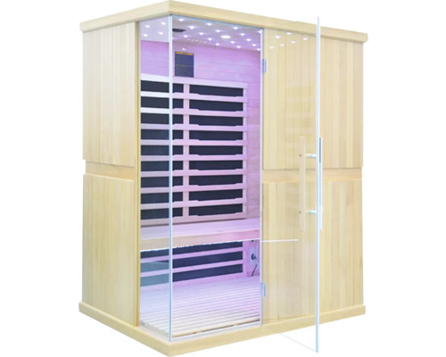 Vnútorný pohľad na svetlú drevenú saunu so sklenenými dverami