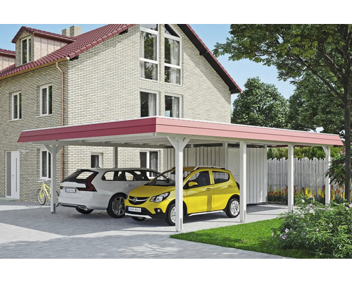 Prístrešok pre auto s dvoma autami pred domom