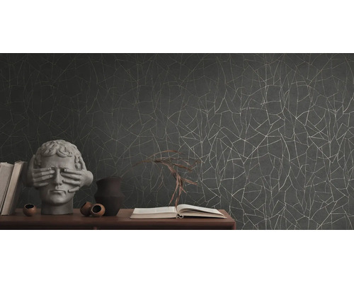 Dekoratívna tapeta s grafickým vzorom v interiéri