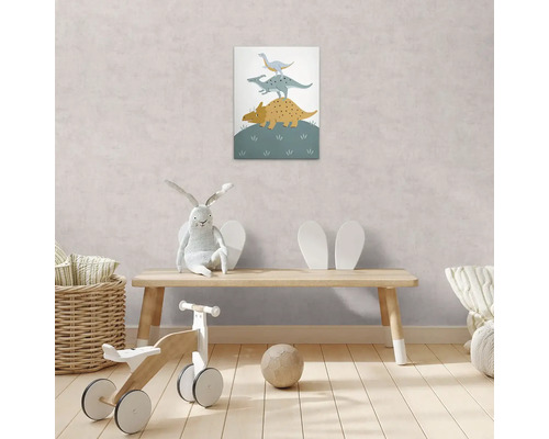 Detská izba s obrázkom dinosaurov na stene