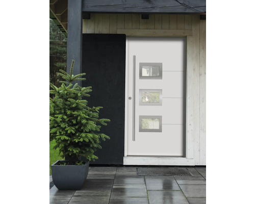 Moderné vchodové dvere s tromi sklenenými panelmi a bočnou kľučkou