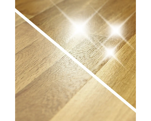 Pohľad pred a po na vyčistenú drevenú podlahu