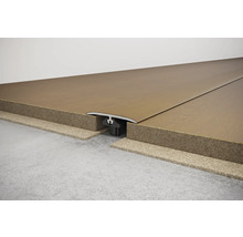 Podlahový profil na spojenie dvoch podlahových krytín