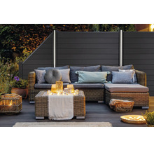 Terasa s posedením a zástenou