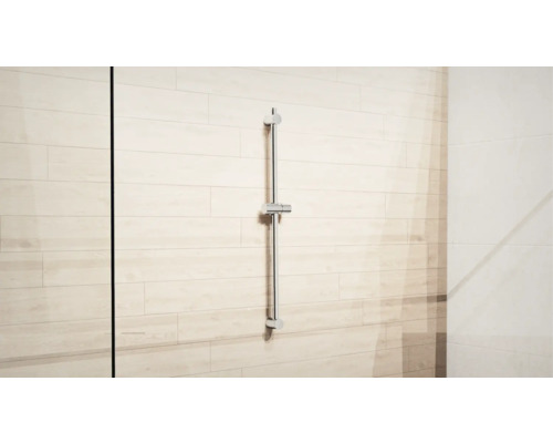 Sprchová tyč s nastaviteľným držiakom na obloženej stene