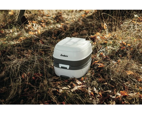 Prenosné kempingové WC Enders vonku