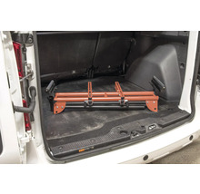 Zložený chránič hrany kufra auta