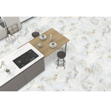 Podlahové dlaždice v kuchyni s ostrovčekom a sedením