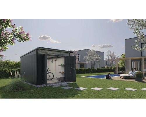 Moderný záhradný domček v záhrade s otvorenými dverami, trávnikom a bazénom