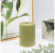 Dekoratívna LED stĺpová sviečka s ryhovaným povrchom