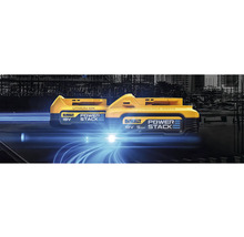 Dva akumulátory DeWalt Power Stack s 18 voltami