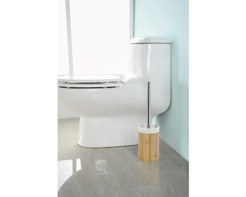Toaleta a WC kefa z bambusu