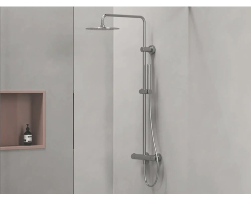 Sprchový systém s hlavovou a ručnou sprchou v kúpeľni