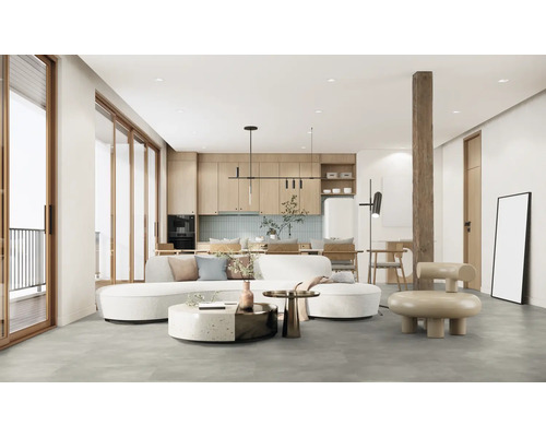 Obývacia izba s pohovkou, kuchynským pultom a drevenými prvkami pre moderné bývanie