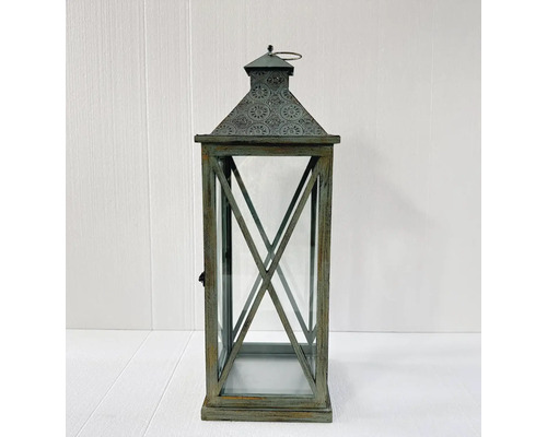 Dekoratívna lampáš z kovu a skla