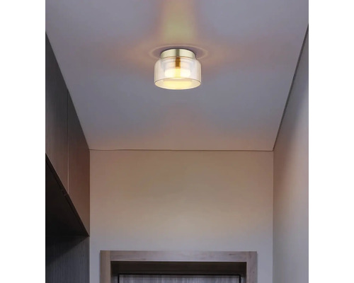 Stropné svietidlo s čírym sklom a kovovým rámom