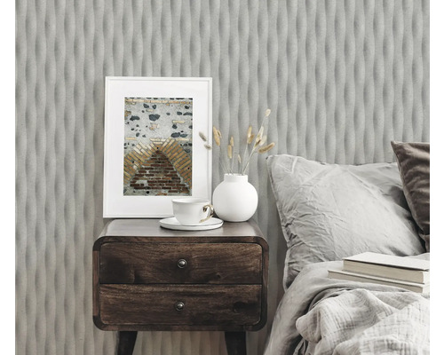 Nástenná dekorácia s trojrozmernou tapetou v spálni