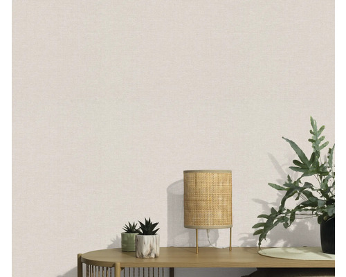 Tapeta v interiéri s rastlinami a lampou