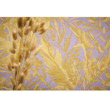 Detail tapety s listovým vzorom