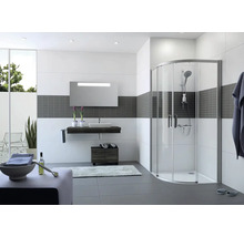 Moderná kúpeľňa so sprchou, umývadlom a zrkadlom