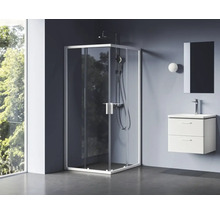 Kúpeľňa so sprchovacím kútom, umývadlom a zrkadlom