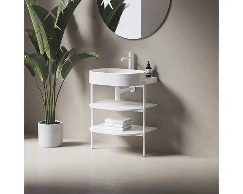 Umývadlo s okrúhlym umývadlom na dosku, úložnými policami a uterákmi v kúpeľni